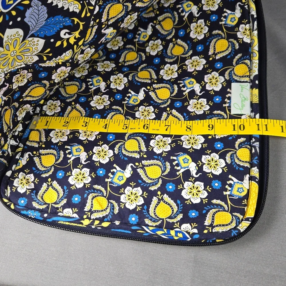 Vera Bradley Laptop Sleeve Elephant Parade Navy Yellow Quilted Zip Padded Case